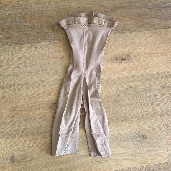 💐SPANX Women's Higher Power Shorts. - Picture 3 of 5